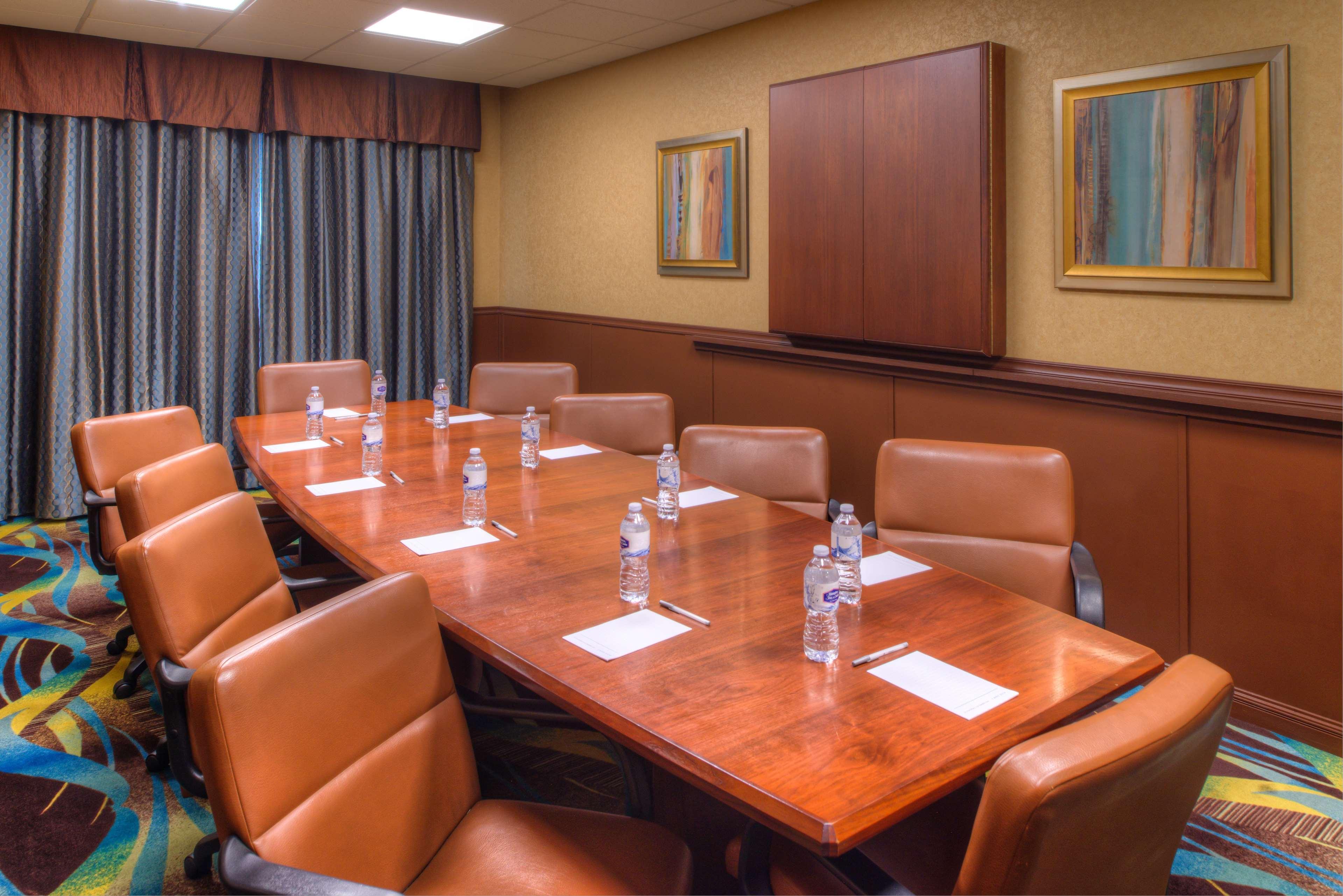 Hampton Inn&suites