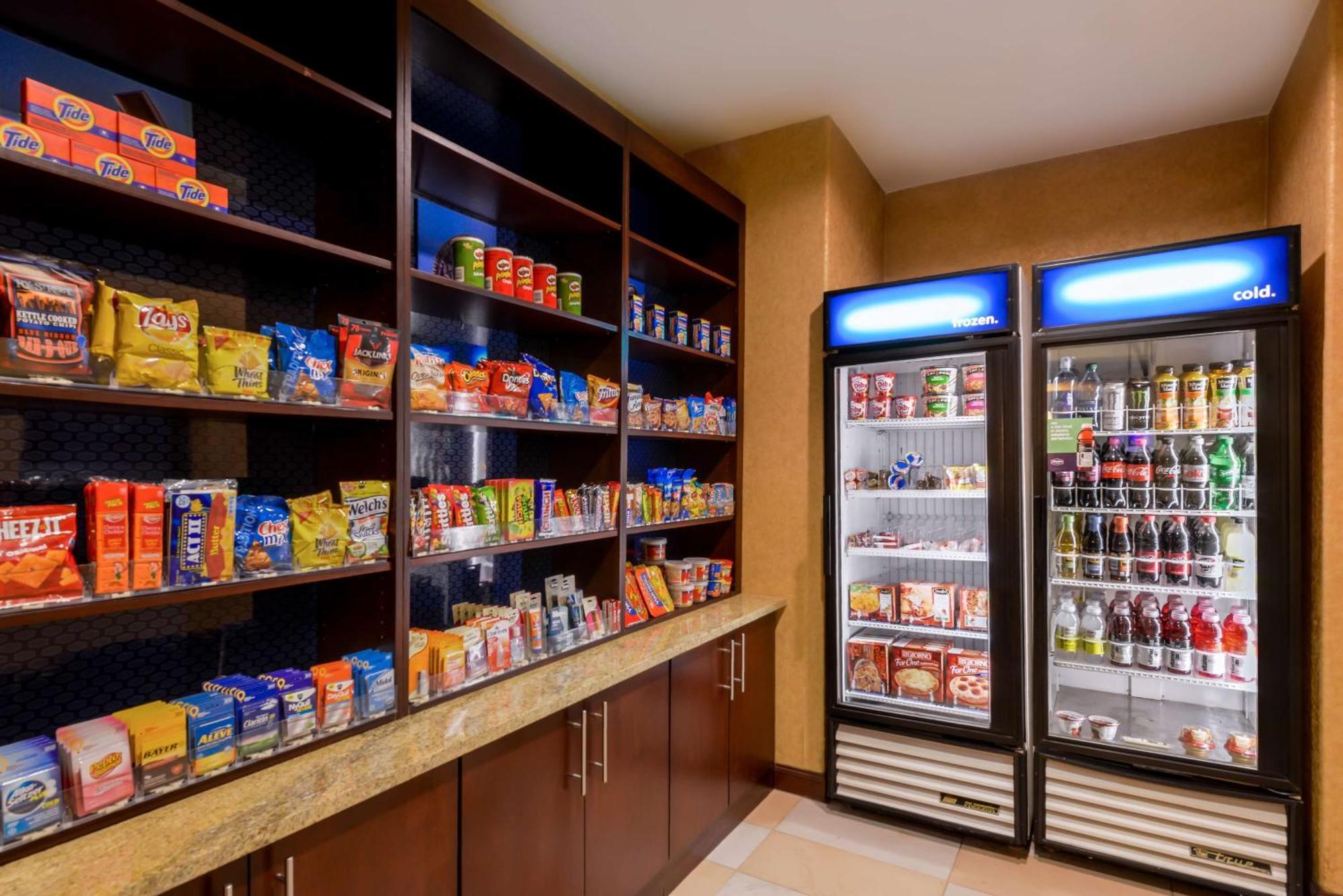 Hampton Inn&suites 3* Ontario