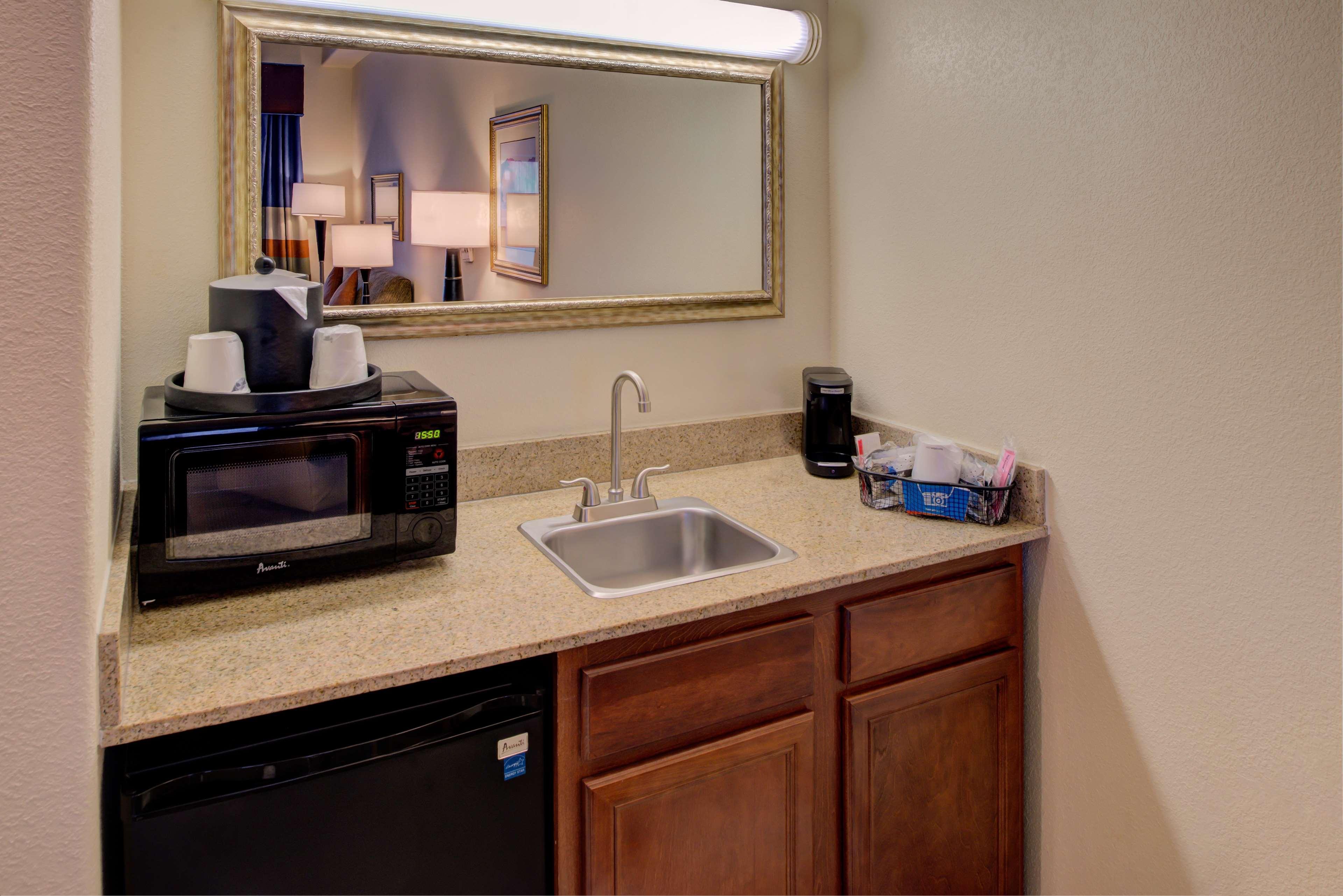Hotel Hampton & 3*