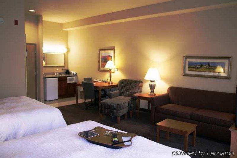 Hotel Hampton & 3*